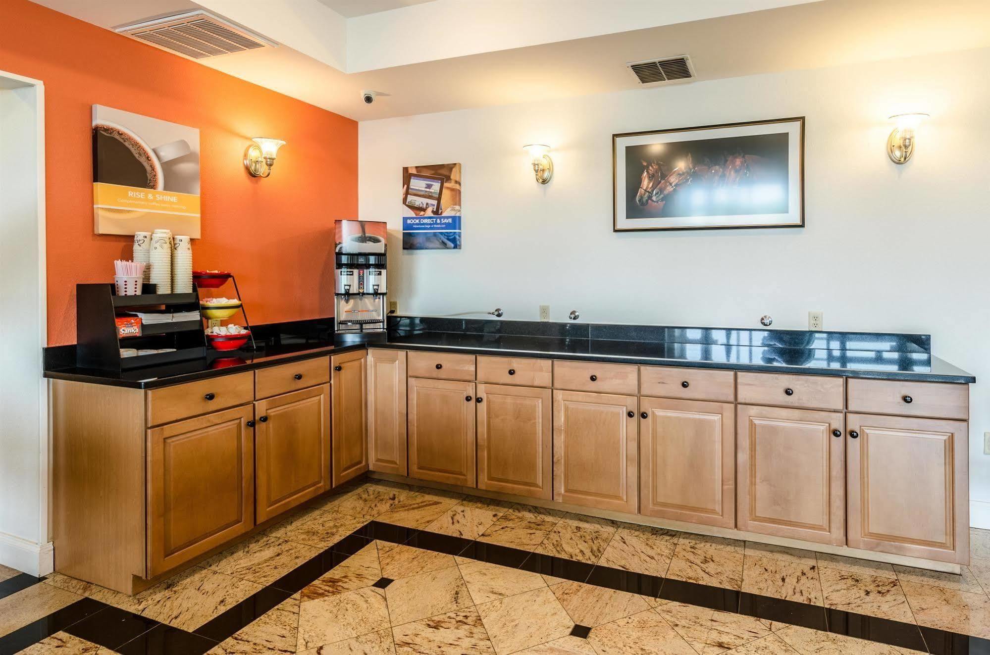 Motel 6-Lexington, Va Eksteriør billede