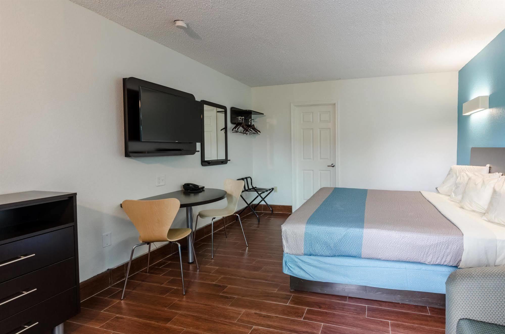 Motel 6-Lexington, Va Eksteriør billede